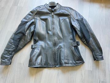 Dames lederen motor jack mt 38 beschikbaar voor biedingen