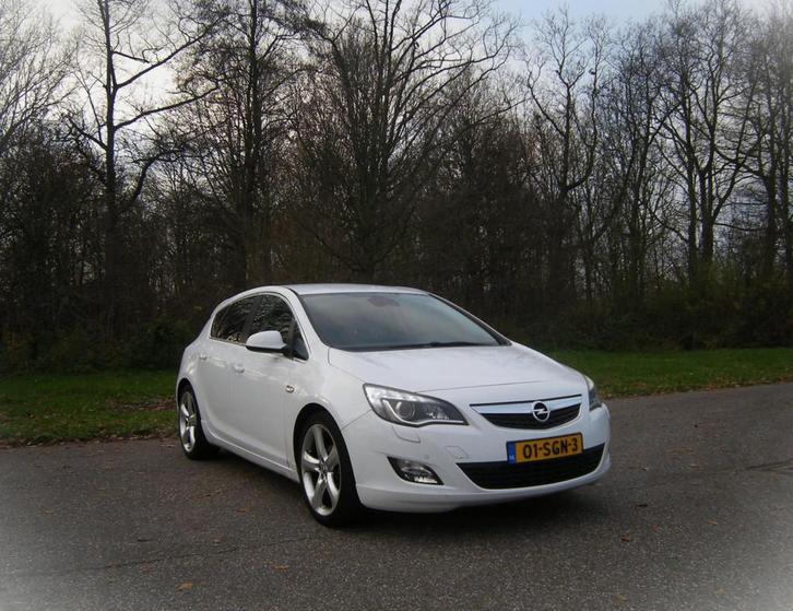 Opel Astra 1.4 Turbo Sport . OPC line . Leder . 140 PK . Air, Auto's, Opel, Bedrijf, Te koop, Astra, ABS, Airbags, Airconditioning