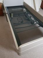 2 x 1  persoonsbedden met auping bodem, Huis en Inrichting, Ophalen, 90 cm, Eenpersoons, Zo goed als nieuw