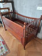mahonie Biedermeier kinderbed, Ophalen