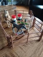 Schleich met hek en andere accessoires, Verzamelen, Speelgoed, Ophalen, Zo goed als nieuw