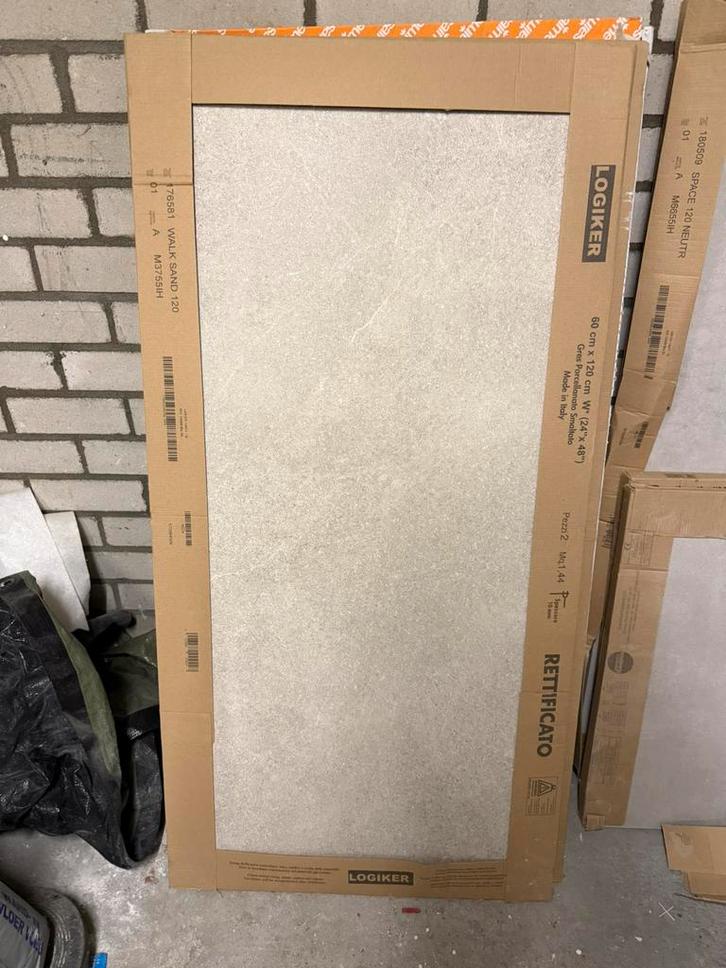 Tegels 60/60 & 60/120 Italië, Huis en Inrichting, Badkamer | Complete badkamers, Nieuw, Ophalen