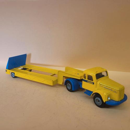 Scania vabis met dieplader Tekno, Hobby en Vrije tijd, Modelauto's | 1:50, Zo goed als nieuw, Bus of Vrachtwagen, Ophalen of Verzenden