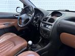 Peugeot 206 CC 2.0-16V Roland Garros Airconditioning + Leder, Auto's, Peugeot, 47 €/maand, Te koop, Zilver of Grijs, Geïmporteerd