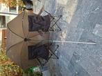 2 visstoelen + 1 parasol, Watersport en Boten, Hengelsport | Karpervissen, Ophalen of Verzenden, Zo goed als nieuw, Overige typen