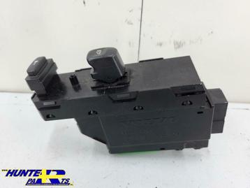 Raamschakelaar RV Volvo V70/XC70/S60/XC90 ('00-'14) 30746075 beschikbaar voor biedingen