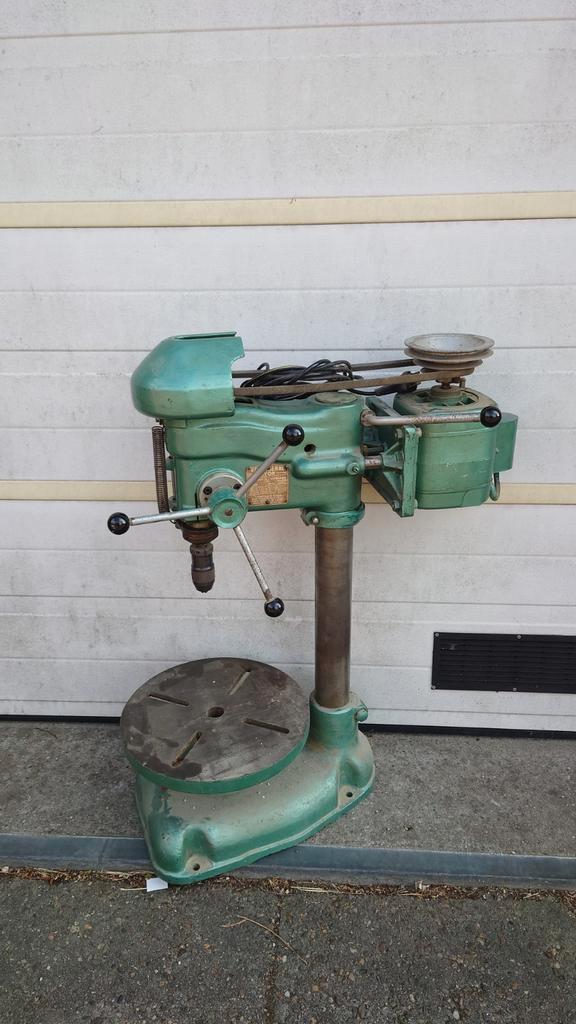 Kolomboormachine 220V - Zeer degelijk/zware kwaliteit, Doe-het-zelf en Verbouw, Gereedschap | Boormachines, Gebruikt, Kolomboormachine