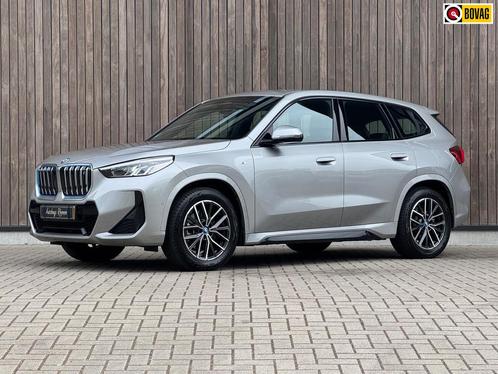 BMW IX1 XDrive30 Launch Edition 67 kWh / M-Sport / Leder /, Auto's, BMW, Bedrijf, Te koop, iX1, 4x4, ABS, Achteruitrijcamera, Airbags
