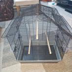 Drie vogelkooien in goede staat, Dieren en Toebehoren, Vogels | Overige Vogels, Mannelijk