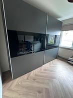 Kledingkast met schuifdeuren antraciet, Ophalen, Zo goed als nieuw, 50 tot 75 cm, 200 cm of meer