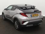 Toyota C-HR 2.0 Hybrid Executive | Navigatie | Verwarmde voo, 12 maanden, 4 cilinders, Leder en Stof, 23 km/l