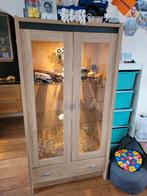 Leen Bakker Sanne vitrinekast, Huis en Inrichting, Ophalen, Gebruikt, Met deur(en), Glas