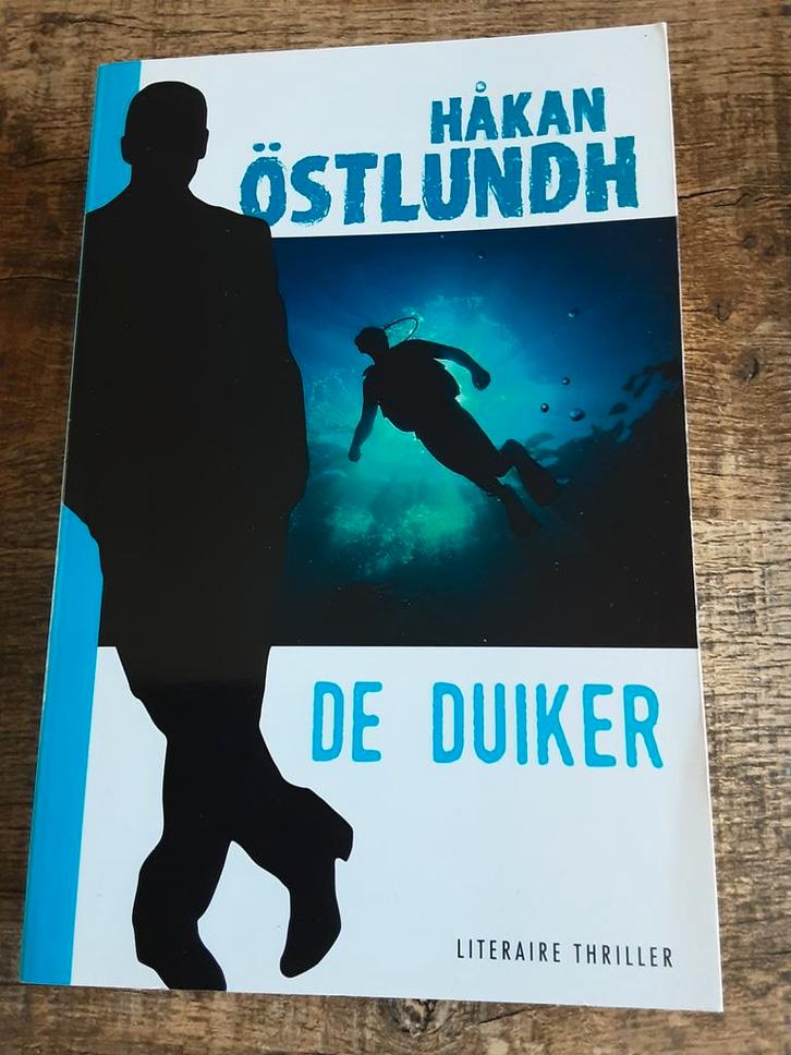 De Duiker - Håkan Östlundh - Literaire Thriller, Boeken, Thrillers, Zo goed als nieuw, Scandinavië, Ophalen of Verzenden