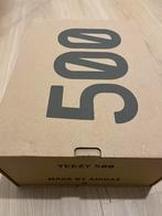 Nieuwe Adidas Yeezy 500 - Maat 38 2/3, Kleding | Dames, Schoenen, Ophalen of Verzenden, Nieuw, Beige, Sneakers of Gympen