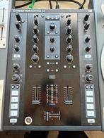 Native Instruments Traktor Kontrol Z2 incl. Decksaver, Muziek en Instrumenten, Mengpanelen, Ophalen, Zo goed als nieuw, Minder dan 5 kanalen