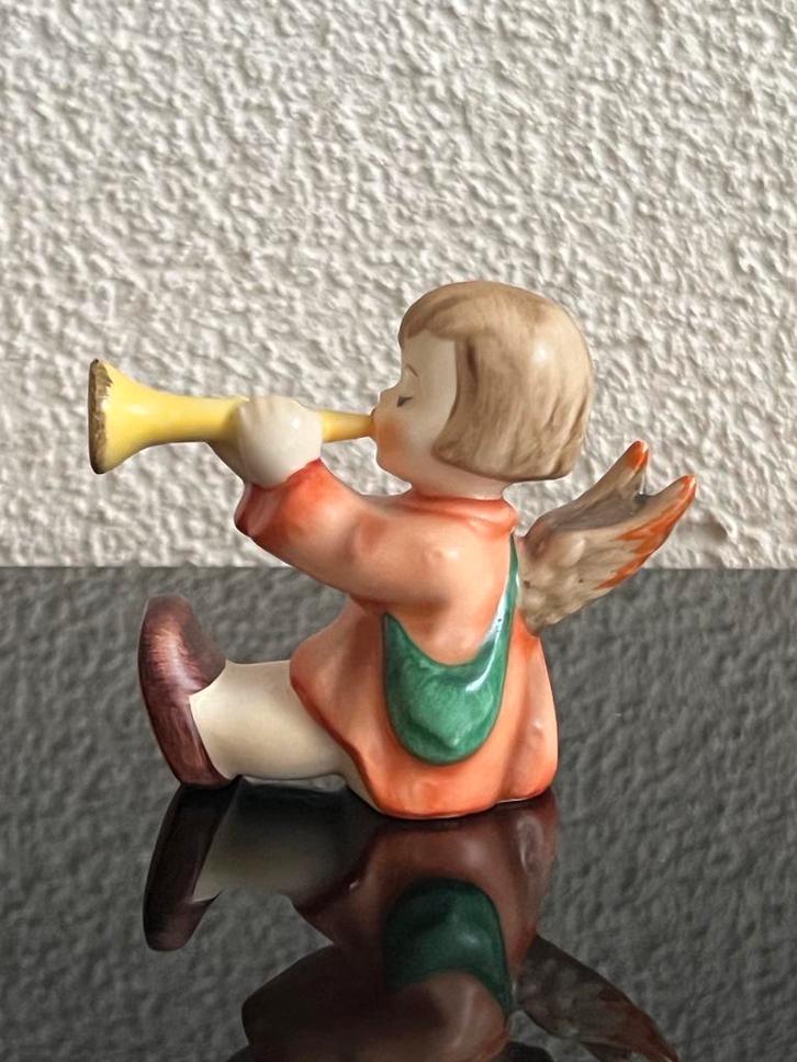 Hummel goebel beeldje - Engel met trompet, Antiek en Kunst, Antiek | Keramiek en Aardewerk, Ophalen of Verzenden