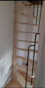 Ruimte besparende wenteltrap, Ophalen, Zo goed als nieuw, 2 tot 4 meter