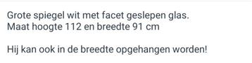 Grote witte spiegel met facet geslepen glas beschikbaar voor biedingen