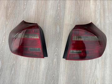 Origineel BMW 1 Series E87/E81 LCI Achterlicht - Getint beschikbaar voor biedingen