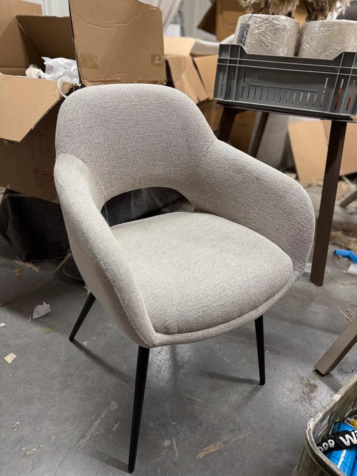 6 x nieuwe licht grijze bento eetkamerstoelen, Huis en Inrichting, Stoelen, Zo goed als nieuw, Vijf, Zes of meer stoelen, Grijs