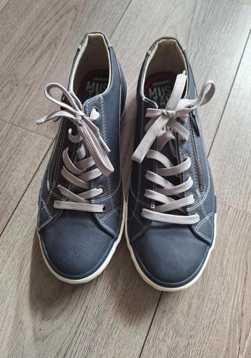 Mustang sneakers blauw maat 40
 beschikbaar voor biedingen