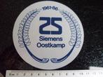 sticker 25 jaar Siemens Oostkamp logo 1986, Verzenden, Zo goed als nieuw, Bedrijf of Vereniging