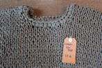 Handgebreide trui nieuw met tasje, Kleding | Dames, Ophalen of Verzenden, Nieuw, Maat 38/40 (M), Groen