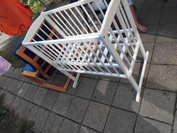 Witte Wieg - Zo Goed Als Nieuw! beschikbaar voor biedingen