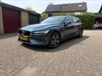 Volvo V60 B3 163pk business pro (2020) Blauw, 1800 kg, 4 cilinders, 1969 cc, Blauw