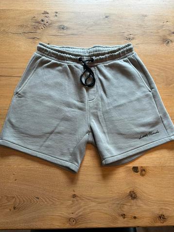 Heren korte broek grijs Lost minds maat medium beschikbaar voor biedingen