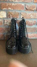 Size 38 black lak boots H&M nieuw, Kleding | Dames, Schoenen, Nieuw, Lage of Enkellaarzen, H&M, Ophalen of Verzenden