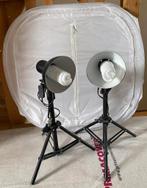 Fotostudio: camerastatief + 2 lampen + 2 opnameboxen + AG, Audio, Tv en Foto, Fotografie | Fotostudio en Toebehoren, Ophalen of Verzenden
