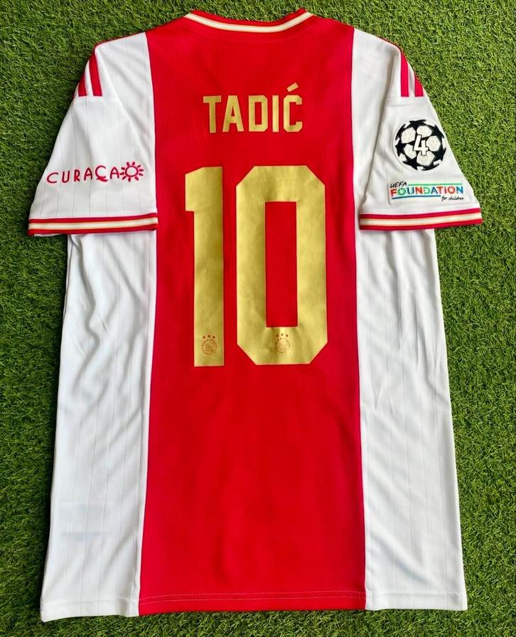 Tadic Ajax Amsterdam maat m seizoen 22/23 nieuwstaat, Verzamelen, Sportartikelen en Voetbal, Zo goed als nieuw, Shirt, Ajax, Verzenden