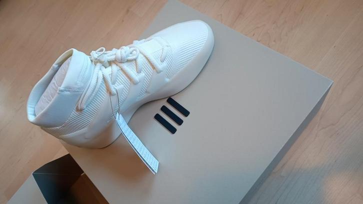 Adidas Fear of God Athletics 1 “Carbon White” – maat 46, Kleding | Heren, Schoenen, Nieuw, Zwart, Ophalen of Verzenden
