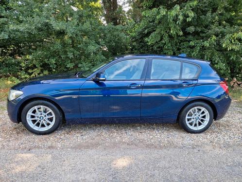 BMW 1-Serie 116i 136PK 5D Aut. 2014 Blauw, Auto's, BMW, Particulier, 1-Serie, Benzine, C, Hatchback, Automaat, Origineel Nederlands