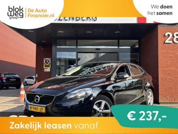 Volvo V40 2.0 T2 Momentum // NAVI // CLIMA // C € 13.945,0 beschikbaar voor biedingen