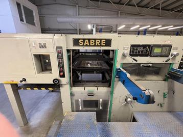 Paper die cutting machine SABRE SBL-1050SE beschikbaar voor biedingen