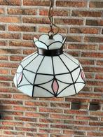 Vintage tiffany stijl glas in lood hanglamp, Ophalen, Gebruikt, Wit, Rond