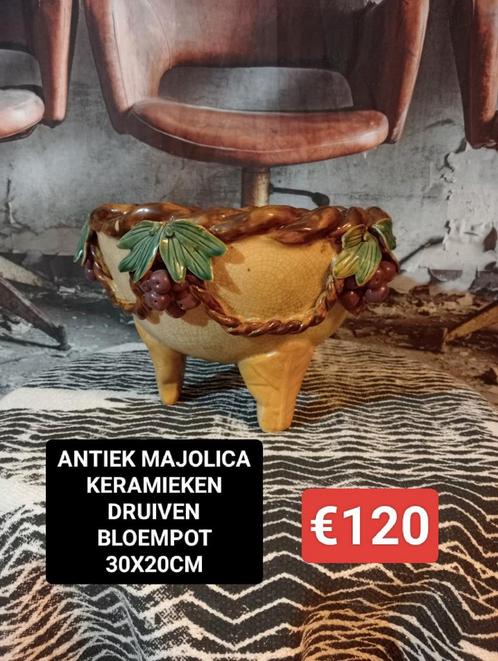 Antieke majolica keramieken druiven bloempot 30x20cm €120, Antiek en Kunst, Antiek | Keramiek en Aardewerk, Ophalen of Verzenden