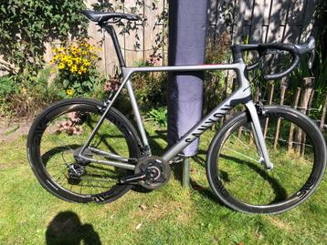 Superlichte Canyon Ultimate met campagnolo super record beschikbaar voor biedingen