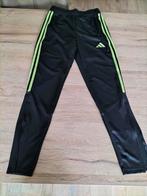 Adidas trainingsbroek XS, Kleding | Dames, Sportkleding, Nieuw, Overige typen, Maat 34 (XS) of kleiner, Ophalen of Verzenden