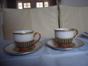 Kop en schotels Thailand handpainted beschikbaar voor biedingen