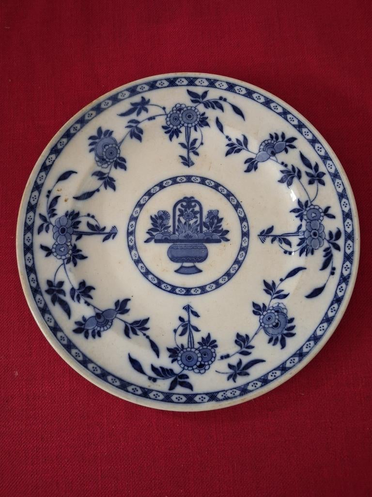 Minton Delft Bord - Engels Aardewerk, Ophalen of Verzenden