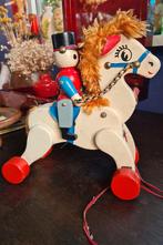 1960 houten speelgoed trekpaard soldaat, bewegend gemerkt, Ophalen of Verzenden