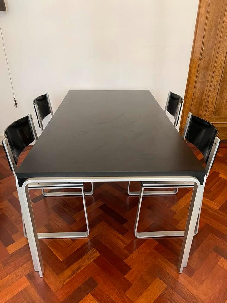Eetkamerset Pastoe Pierre Mazairac met 6 stoelen, Huis en Inrichting, Complete eetkamers, Zo goed als nieuw, 4 tot 6 stoelen, Ophalen