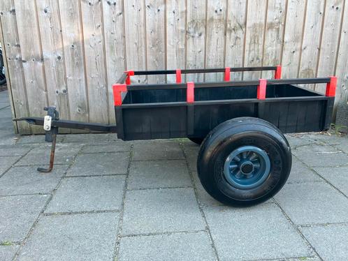 BERG aanhanger met kiepstand, Kinderen en Baby's, Speelgoed | Buiten | Skelters, Zo goed als nieuw, Berg, Met kar of aanhanger
