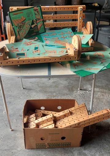 Vintage Houten Constructie Speelgoed woodmobiel beschikbaar voor biedingen