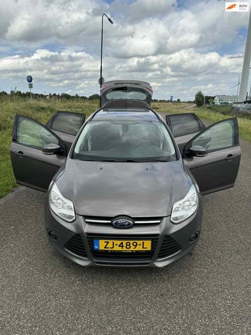 Ford Focus Wagon 1.0 EcoBoost Trend incl apk en garantie !, Auto's, Ford, Bedrijf, Te koop, Focus, ABS, Airbags, Airconditioning