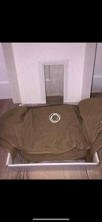 Nieuwe bugaboo cameleon fleece zonnenkap met luchtvenster beschikbaar voor biedingen
