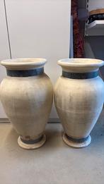 2 grote hoge bloem/ planten potten, Ophalen, Steen, Gebruikt, Overige kleuren
